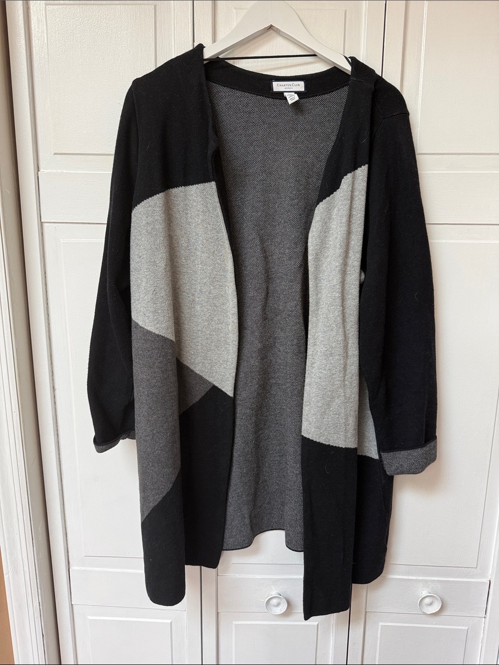 Black & Gray Colorblock Open-Front Sweater Cardigan